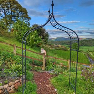 Gothic Model Backyard Arch